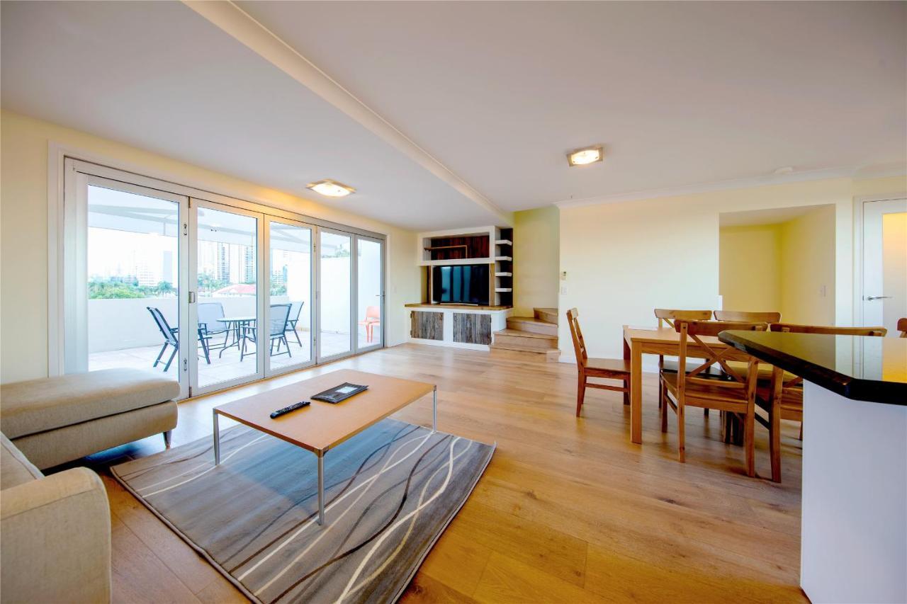 Sunset Island Resort Gold Coast Exterior foto